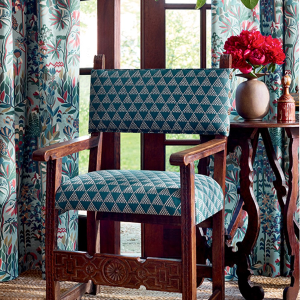 Thibaut Vista Wallpaper & Fabric